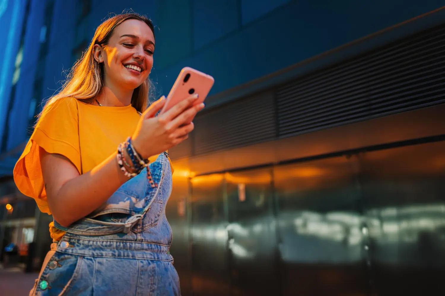 Carnaval com seguranca online e offline